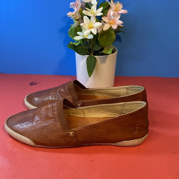 Frye shoes SZ6 M - Picture 4 of 7